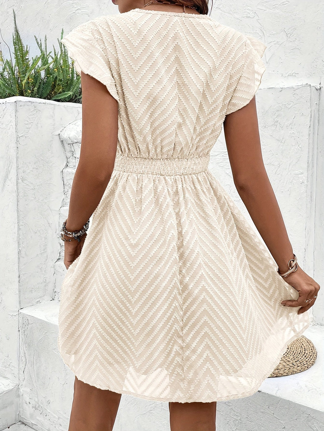 Shirley™ - Sleeveless Dress With V- Neck