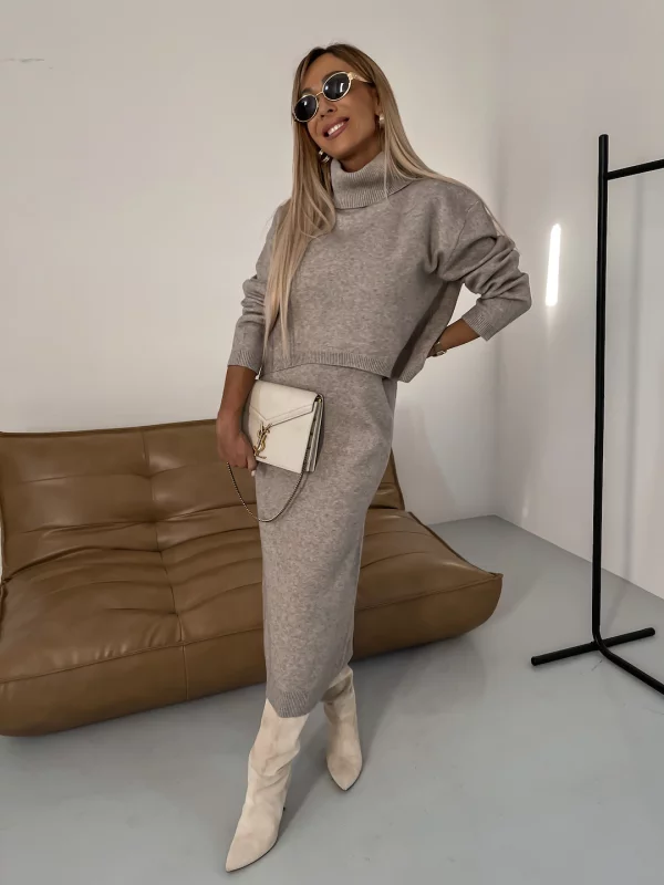Nova™ Women's Knitwear Set