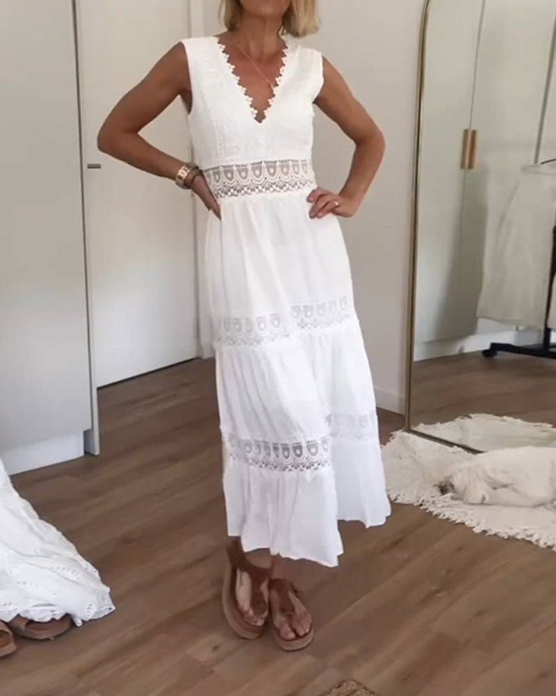 Kim™ | V-neck lace dress