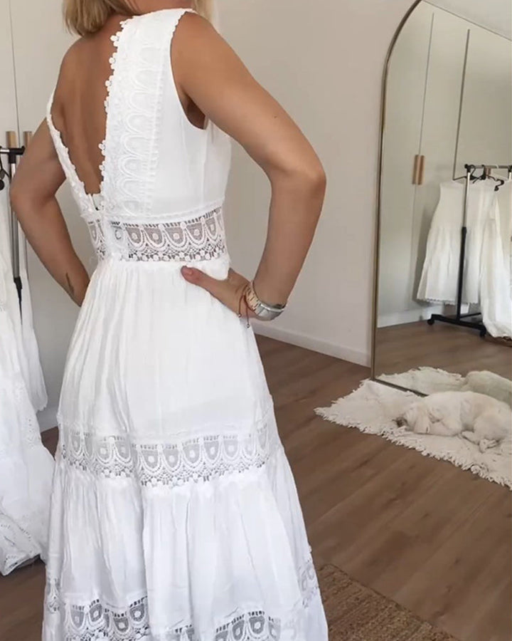 Kim™ | V-neck lace dress