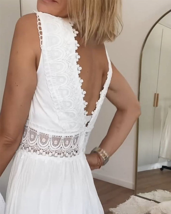 Kim™ | V-neck lace dress