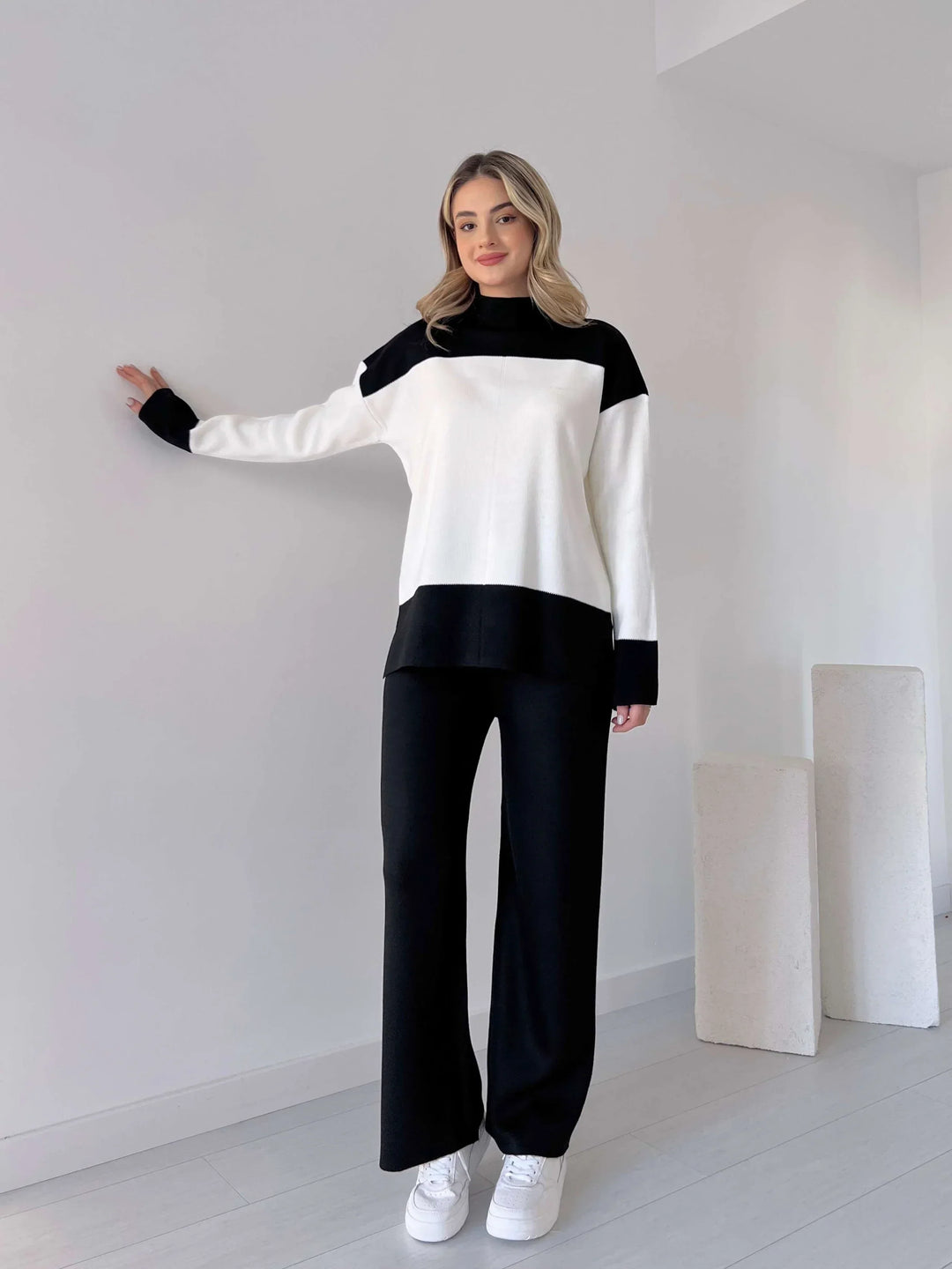 Gaia™ Effortlessly Comfy Knit Set